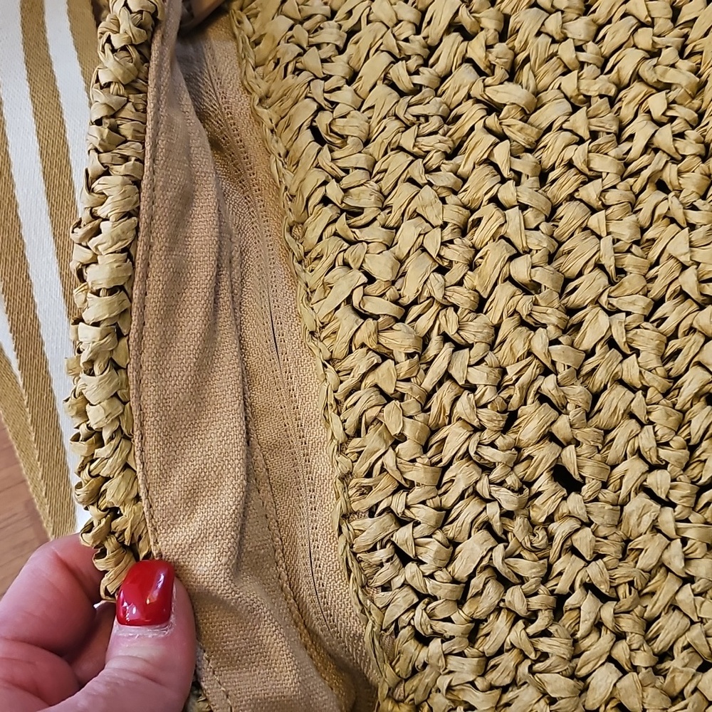 Lu & Elle Across The Waves Sling Bag in Tan•NWT! - Picture 11 of 12